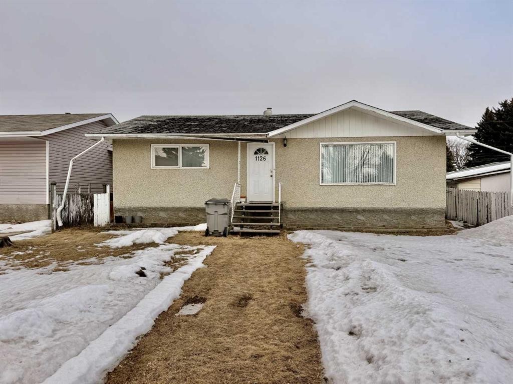 1126 6 Avenue, Wainwright, AB - Outdoor