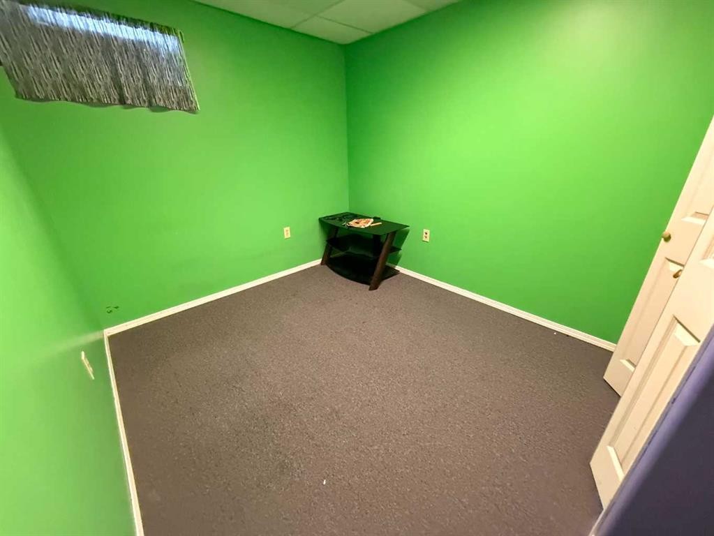 1126 6 Avenue, Wainwright, AB - Indoor Photo Showing Other Room