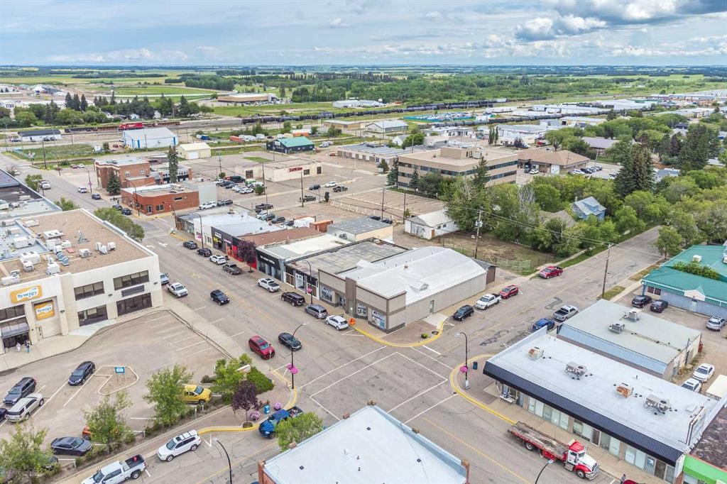 4901 49 Avenue, Lloydminster, SK