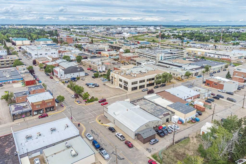 4901 49 Avenue, Lloydminster, SK