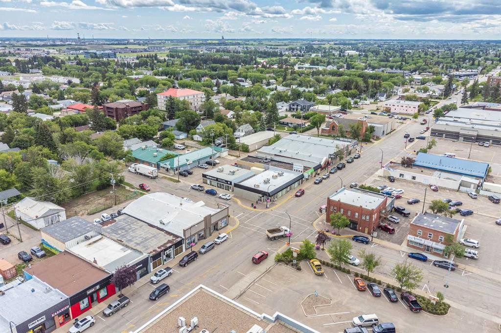 4901 49 Avenue, Lloydminster, SK