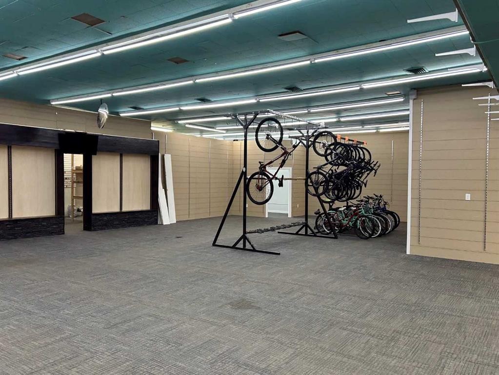 4901 49 Avenue, Lloydminster, SK