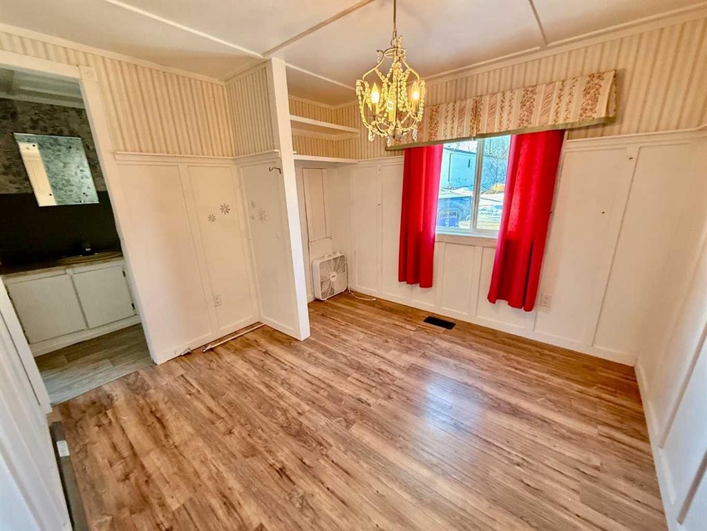 5019 49 Street, Amisk, AB - Indoor Photo Showing Other Room