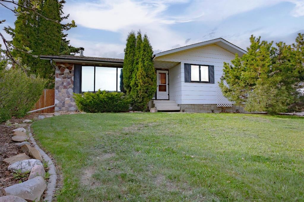 518 3 Street, Wainwright, AB - Outdoor