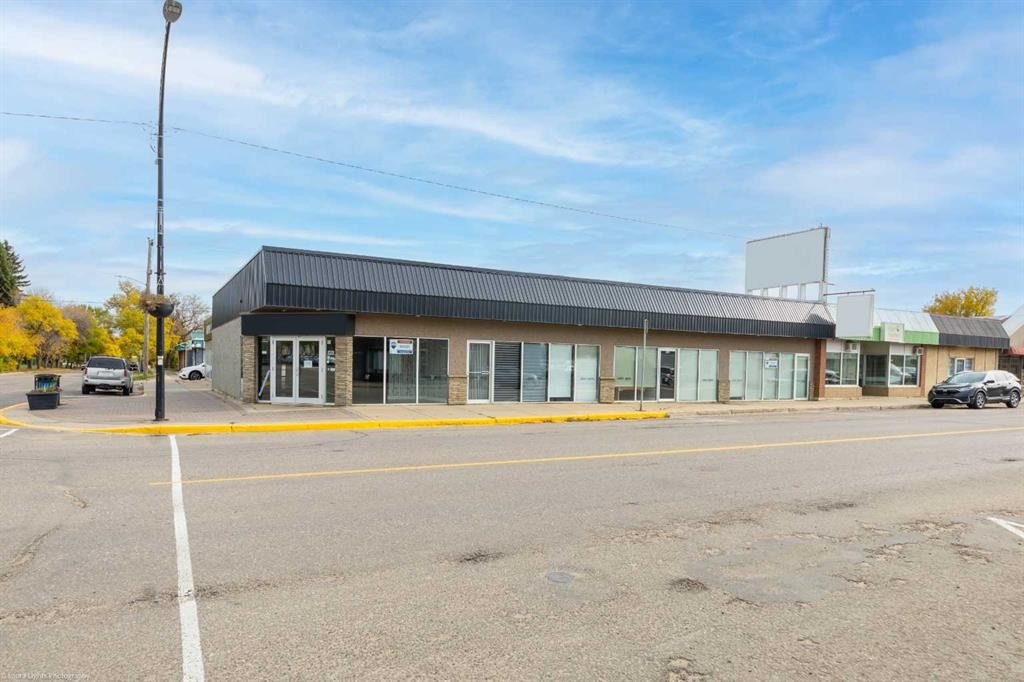 4813 49 Avenue, Lloydminster, SK