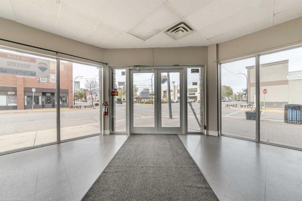 4813 49 Avenue, Lloydminster, SK