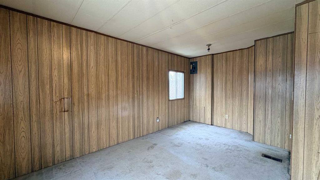 1514 7 Avenue, Wainwright, AB - Indoor Photo Showing Other Room