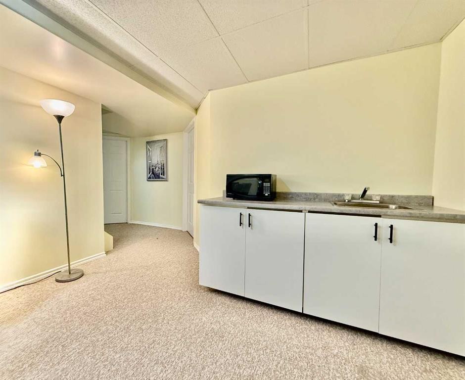 2837 12 Avenue, Wainwright, AB - Indoor