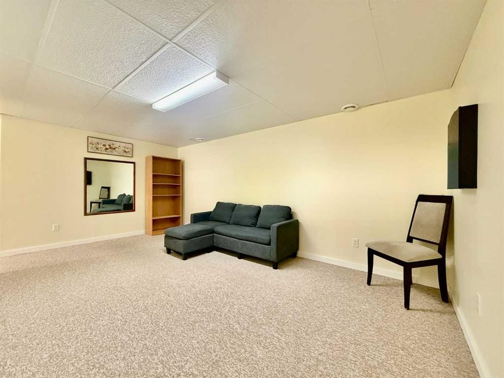 2837 12 Avenue, Wainwright, AB - Indoor