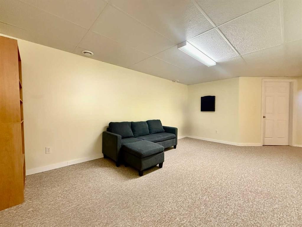 2837 12 Avenue, Wainwright, AB - Indoor