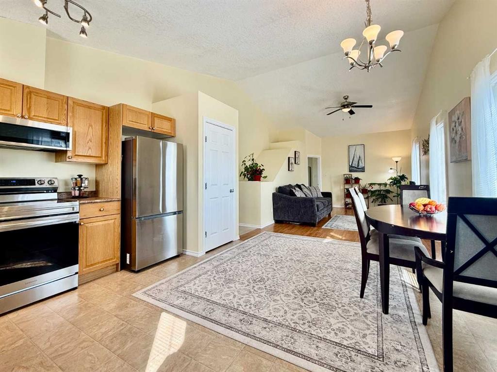 2837 12 Avenue, Wainwright, AB - Indoor Photo Showing Other Room