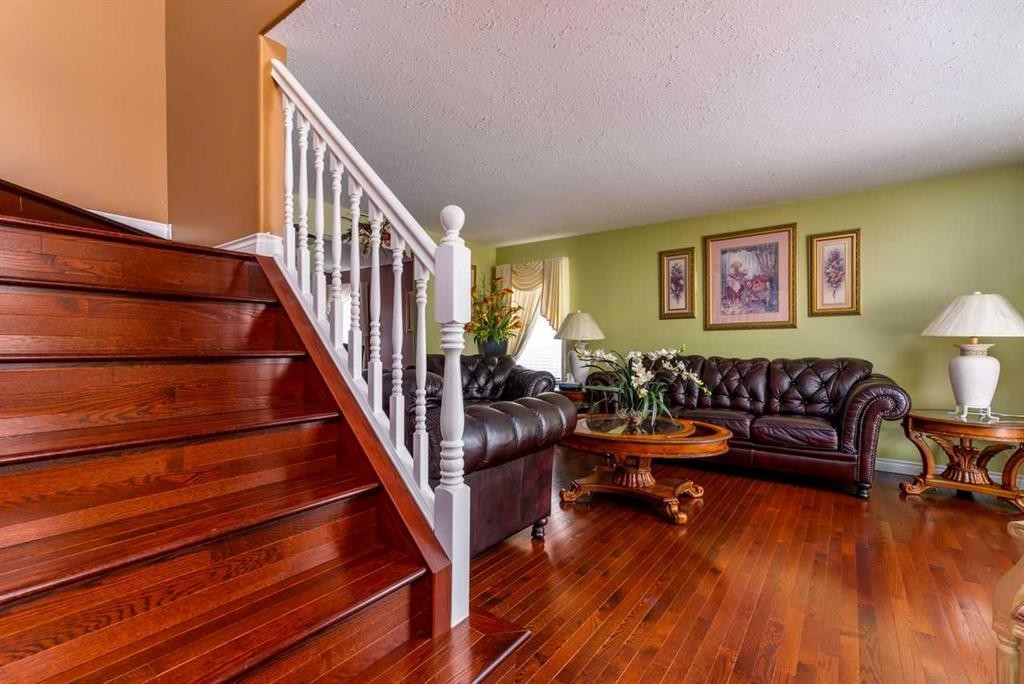 4002 60 Avenue, Lloydminster, AB - Indoor