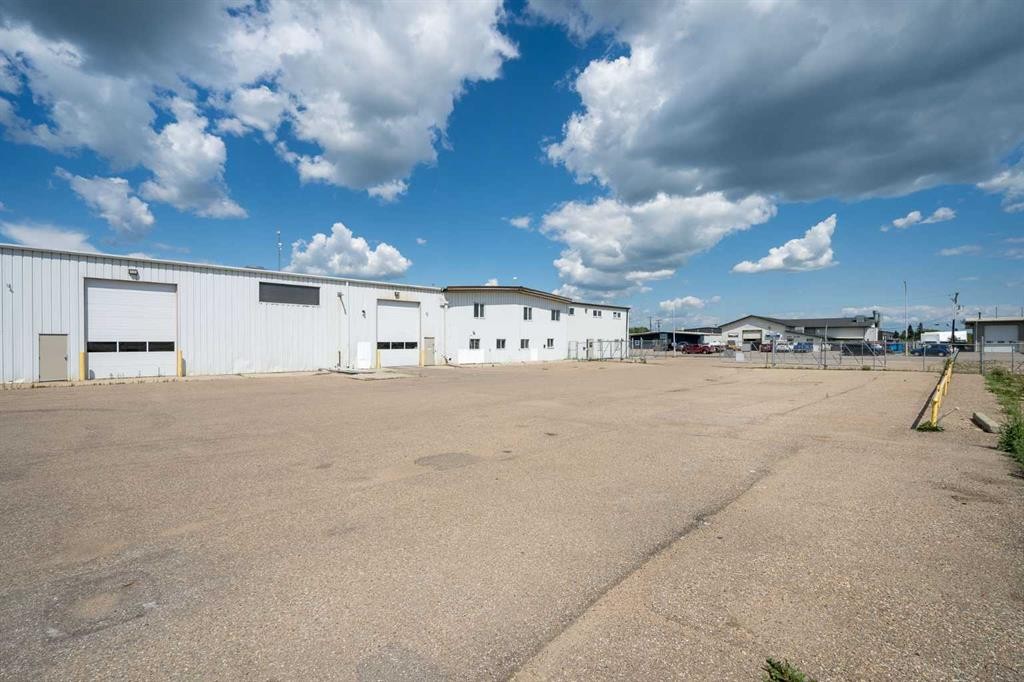 4604 62 Avenue, Lloydminster, AB