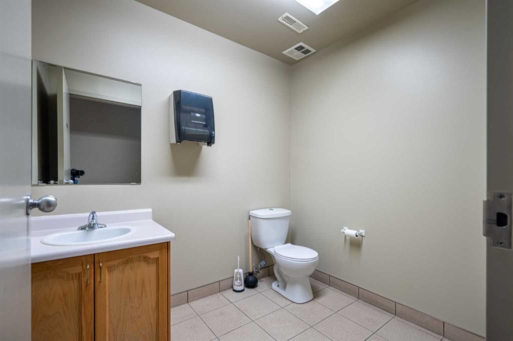 4604 62 Avenue, Lloydminster, AB