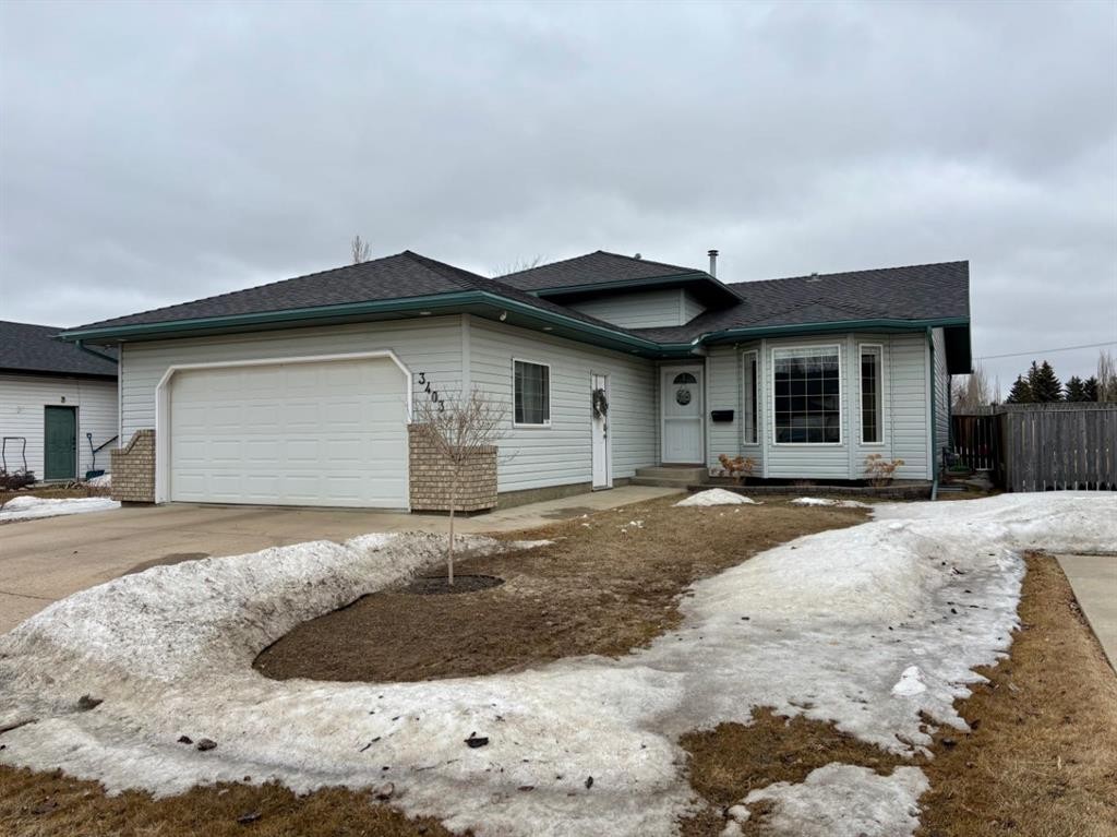3403 60 Avenue, Lloydminster, AB - Outdoor