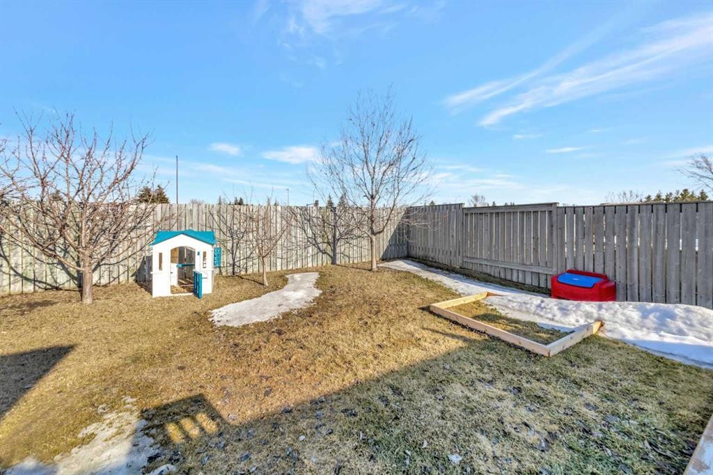 3403 60 Avenue, Lloydminster, AB - Outdoor