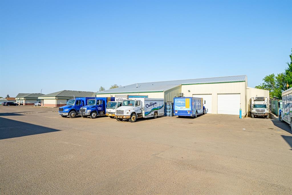 2711 50 Avenue, Lloydminster, SK