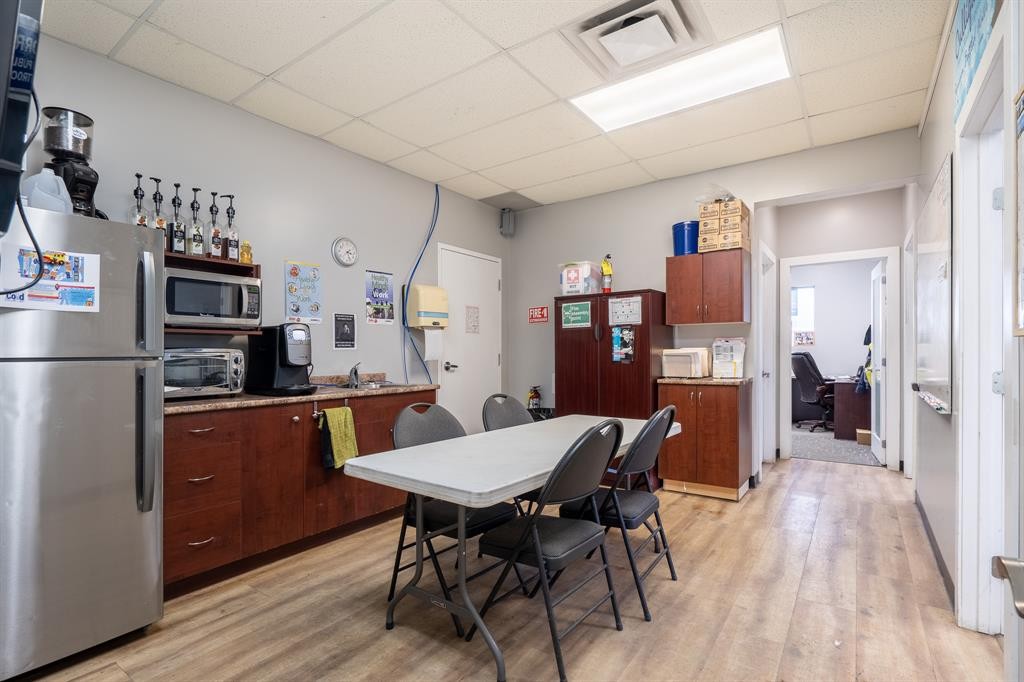 2711 50 Avenue, Lloydminster, SK