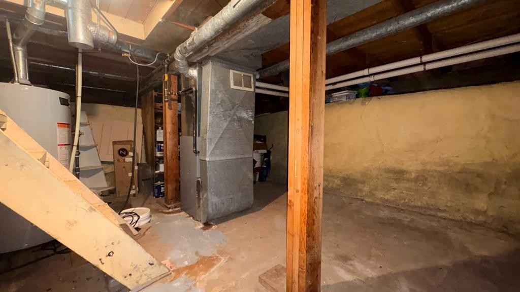 1209 5 Avenue, Wainwright, AB - Indoor Photo Showing Basement
