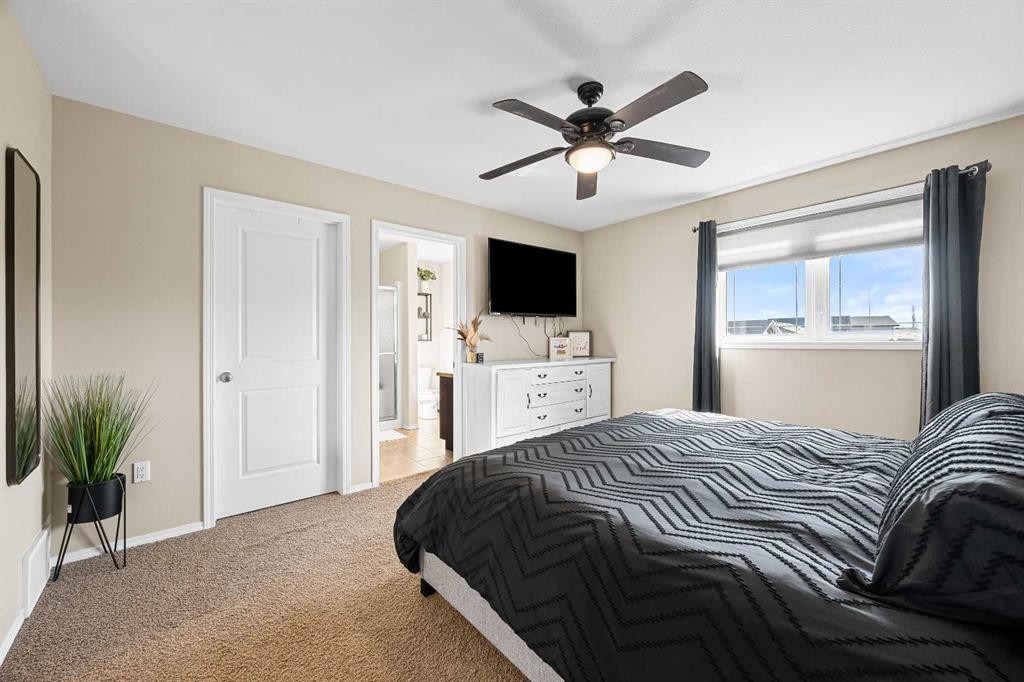 3908 74 Avenue, Lloydminster, AB - Indoor Photo Showing Bedroom