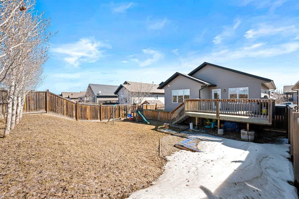 3908 74 Avenue, Lloydminster, AB - Outdoor