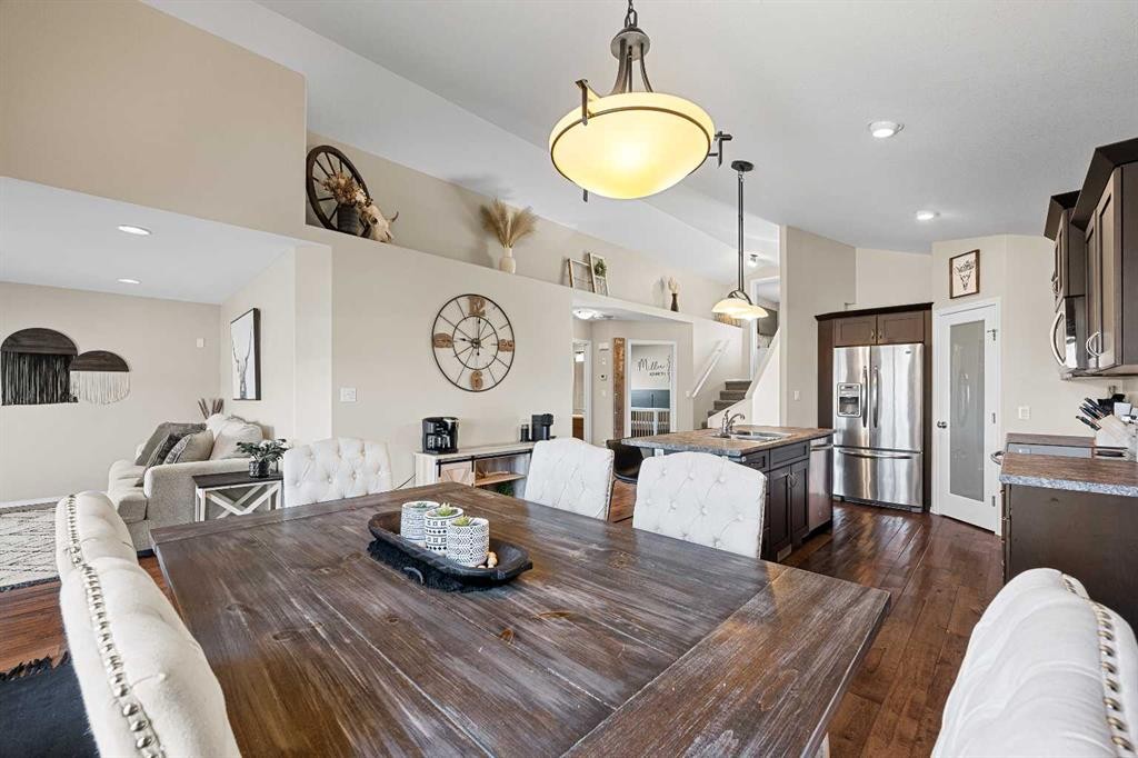 3908 74 Avenue, Lloydminster, AB - Indoor