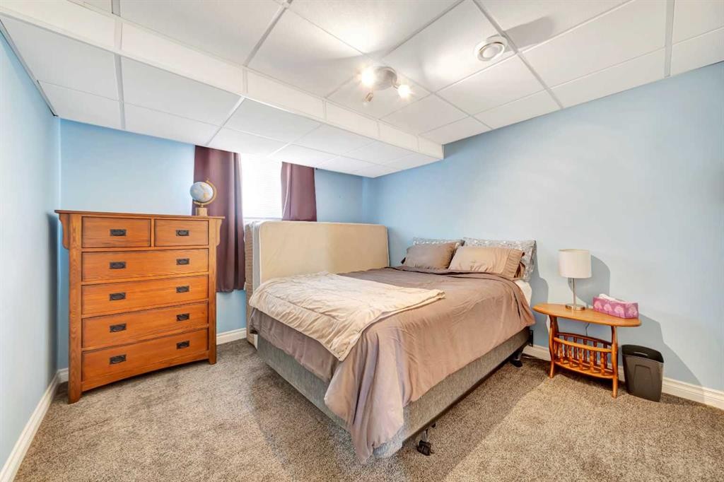 3318 44A Avenue, Lloydminster, SK - Indoor Photo Showing Bedroom