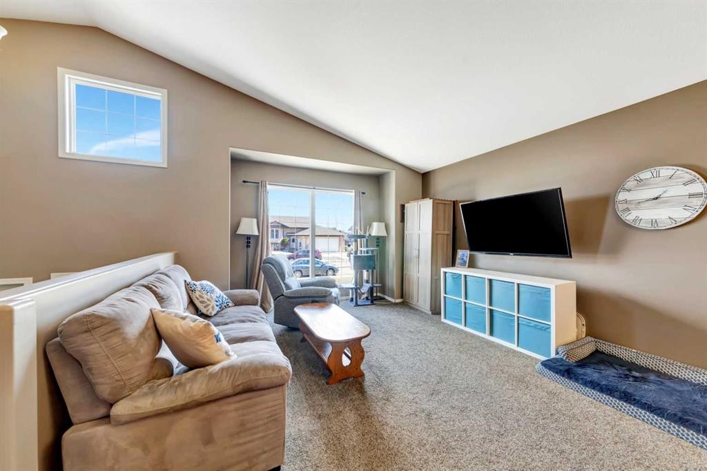 3318 44A Avenue, Lloydminster, SK - Indoor