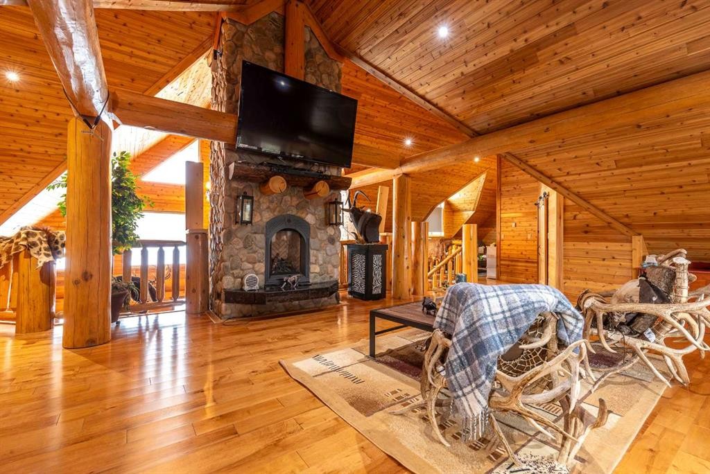 62407 Range Road 431, Ardmore, AB - Indoor With Fireplace