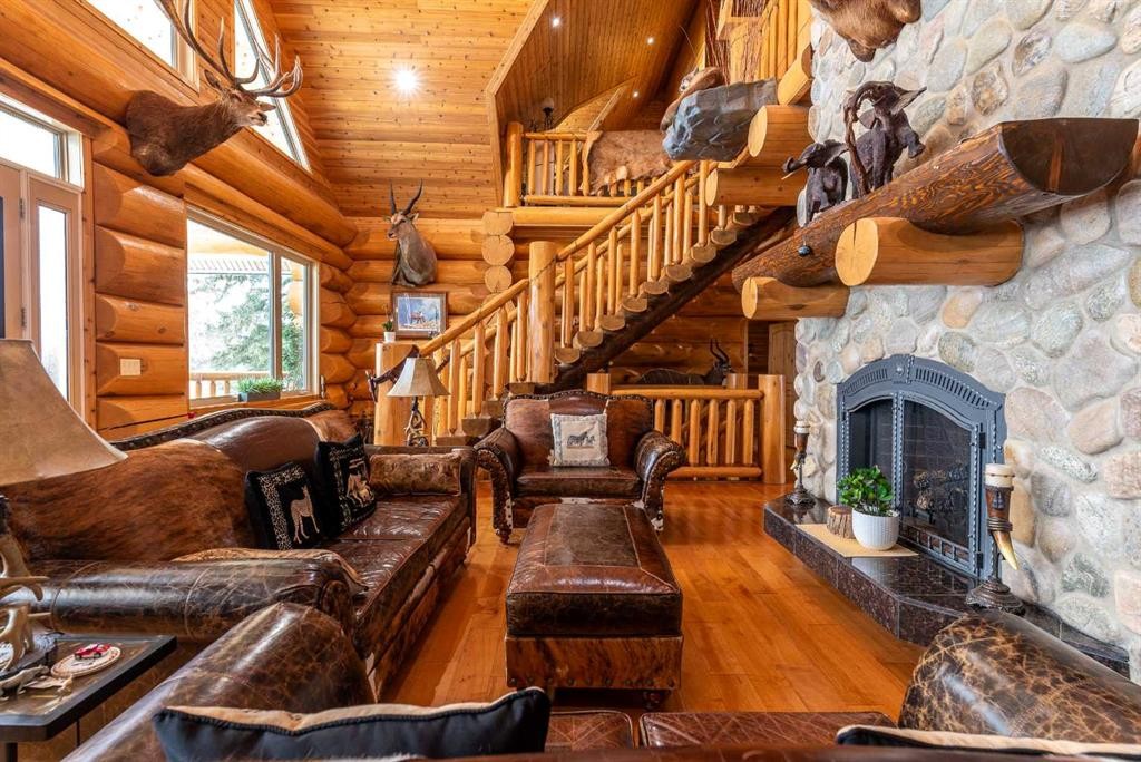 62407 Range Road 431, Ardmore, AB - Indoor Photo Showing Living Room With Fireplace