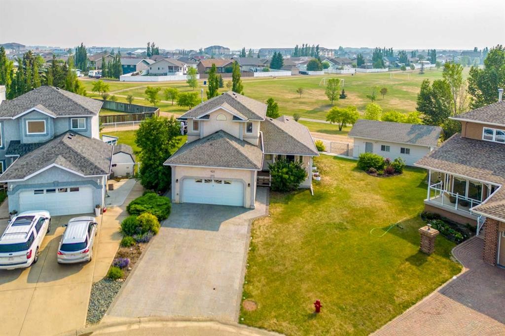 921 22 Street, Wainwright, AB - Outdoor