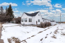 4504 49 Street Lloydminster, SK S9V 0L5