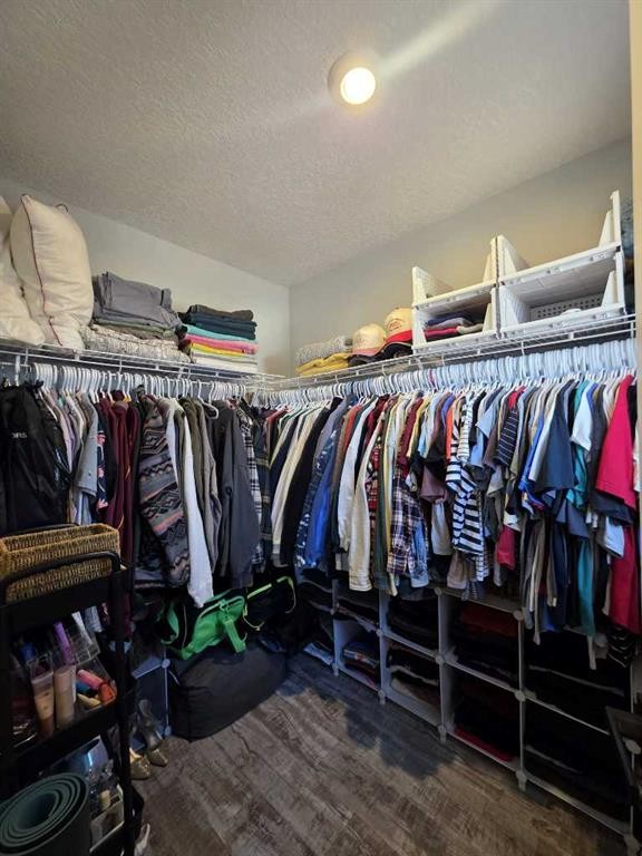 908 8 Avenue, Wainwright, AB - Indoor With Storage