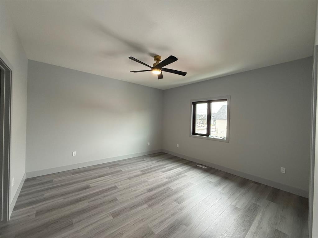 7115 37 Street, Lloydminster, AB - Indoor Photo Showing Other Room