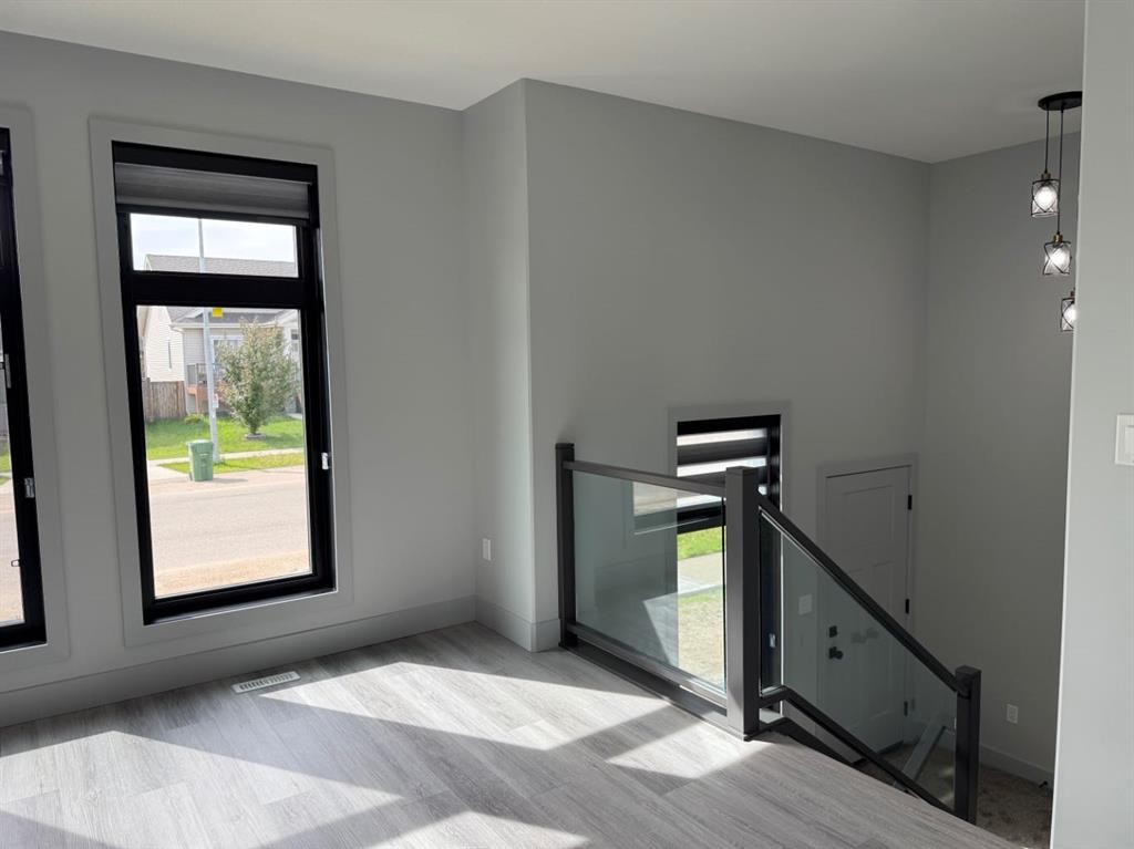 7115 37 Street, Lloydminster, AB - Indoor Photo Showing Other Room