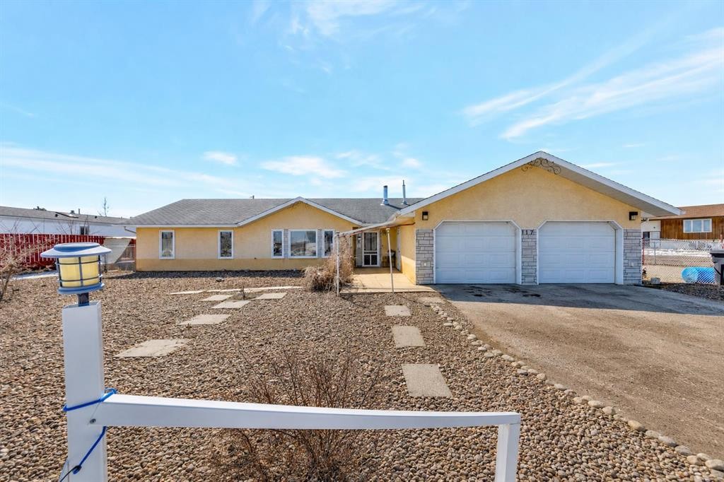 117 2 Avenue West, Marshall, SK - Outdoor
