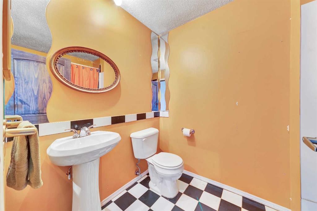 117 2 Avenue West, Marshall, SK - Indoor Photo Showing Bathroom