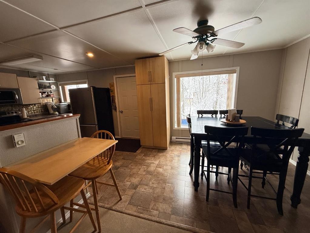 1313 Kewatin, Turtle Lake, SK - Indoor Photo Showing Dining Room