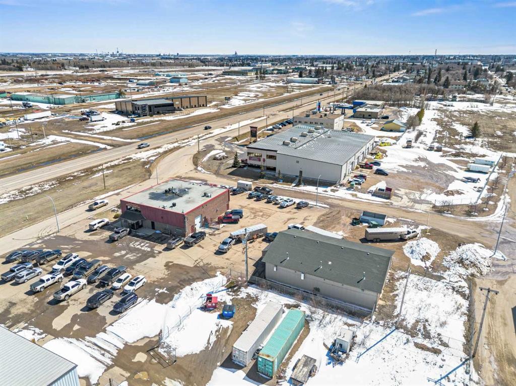 6002 50 Avenue, Lloydminster, AB