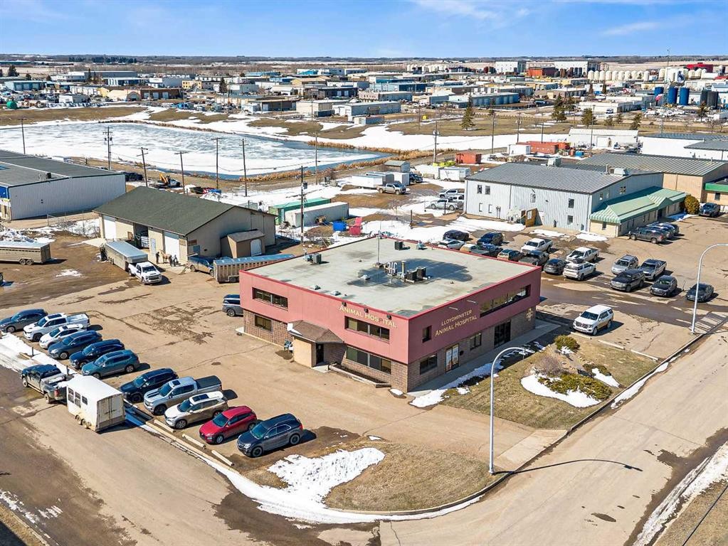 6002 50 Avenue, Lloydminster, AB