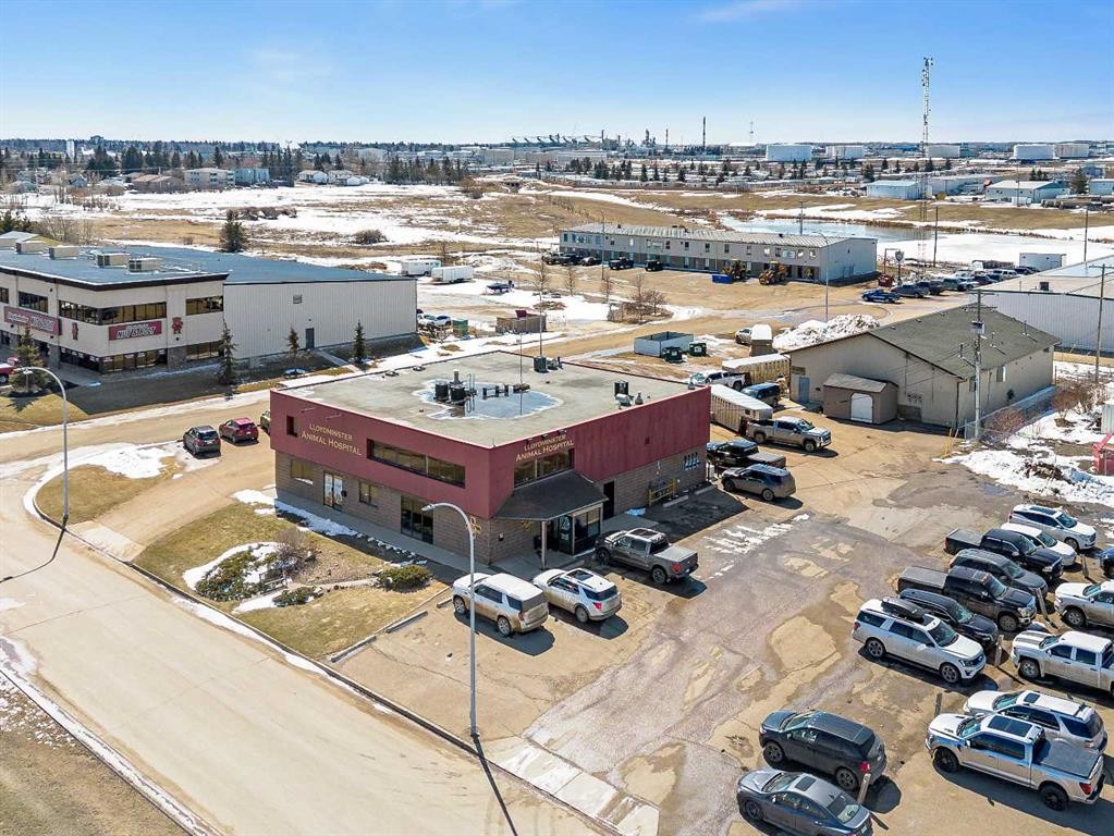 6002 50 Avenue, Lloydminster, AB