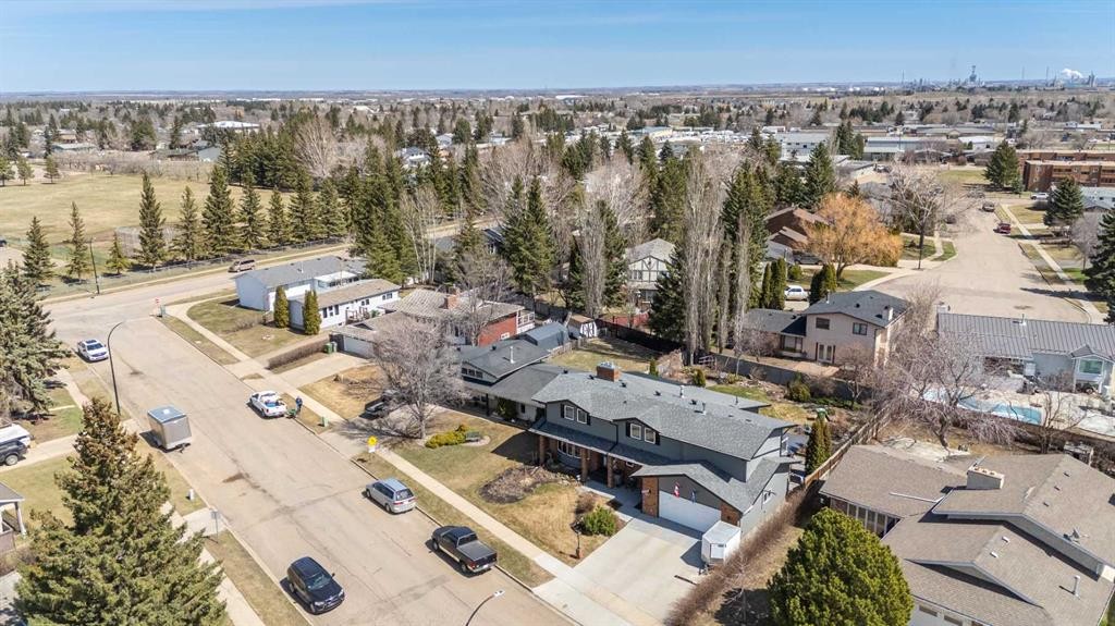 3003 51B Avenue, Lloydminster, AB - Outdoor With View