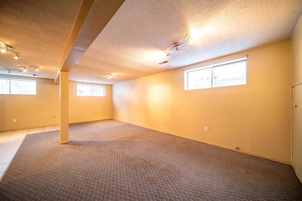 1601 5 Avenue, Wainwright, AB - Indoor