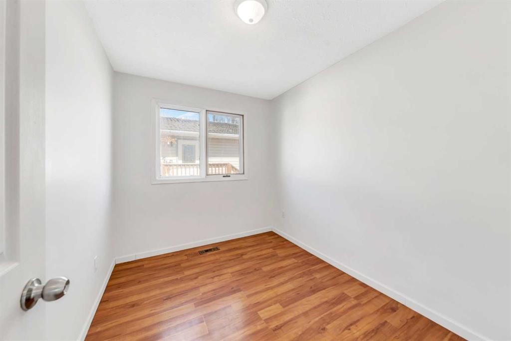 3510 57 Avenue, Lloydminster, AB - Indoor Photo Showing Other Room