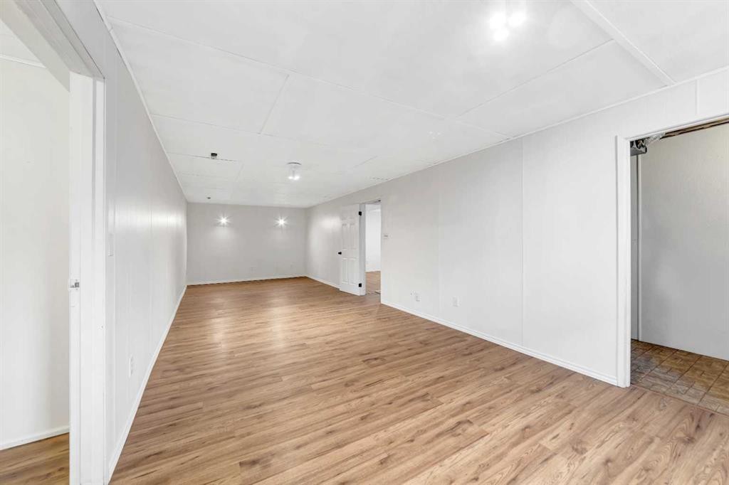3510 57 Avenue, Lloydminster, AB - Indoor Photo Showing Other Room