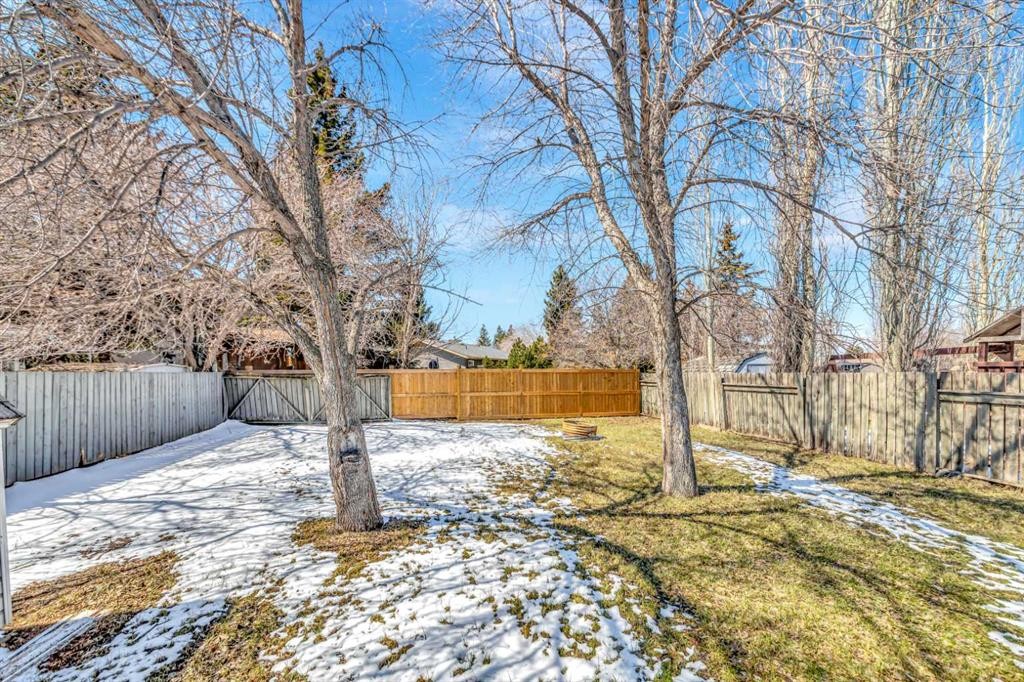 3510 57 Avenue, Lloydminster, AB - Outdoor