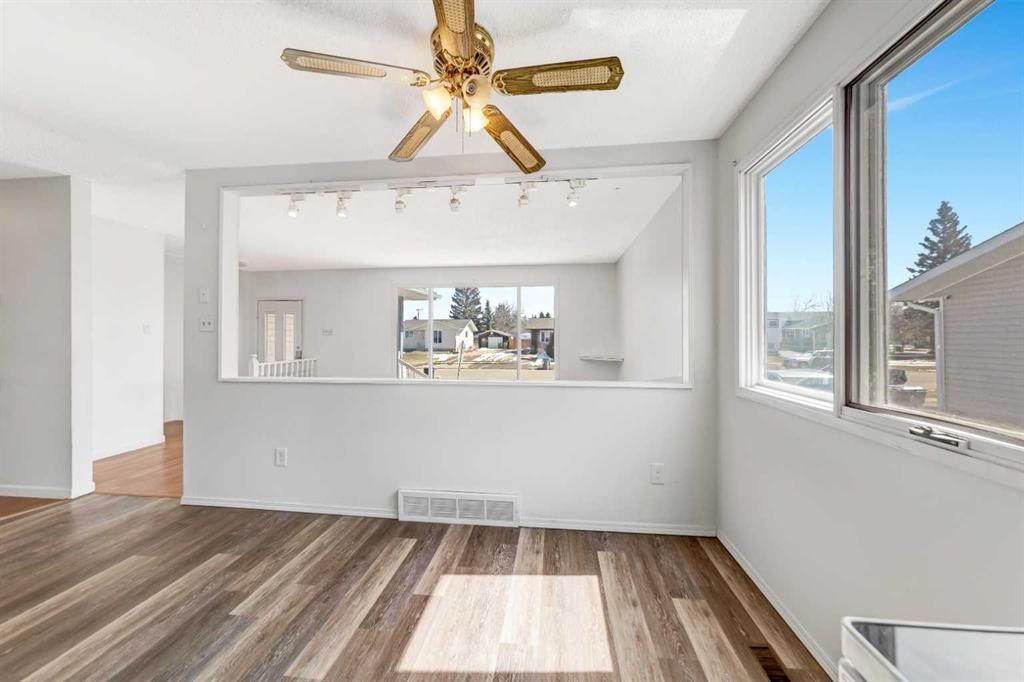 3510 57 Avenue, Lloydminster, AB - Indoor Photo Showing Other Room