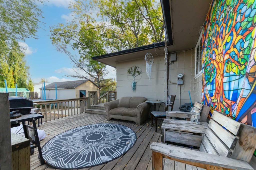 117 2 Street West, Lashburn, SK - Outdoor With Deck Patio Veranda With Exterior