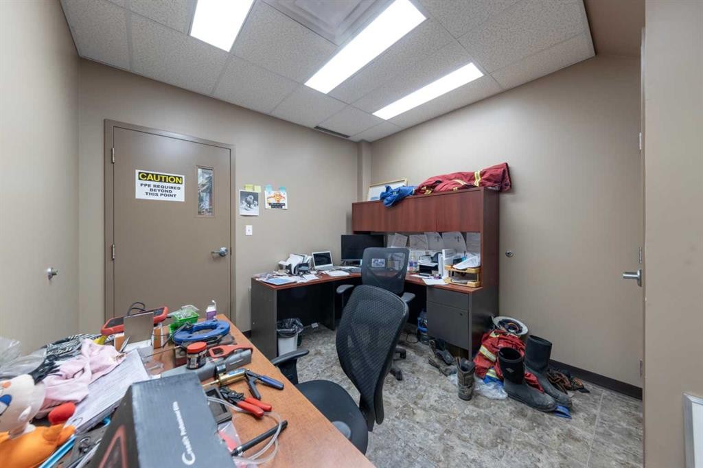 7156 56 Street, Lloydminster, AB
