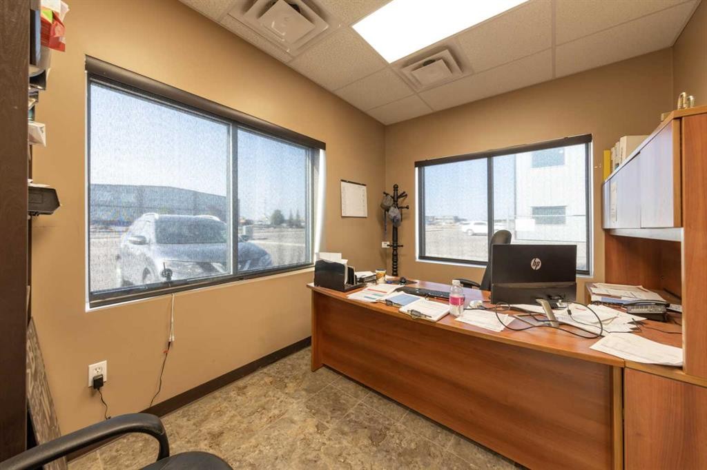 7156 56 Street, Lloydminster, AB